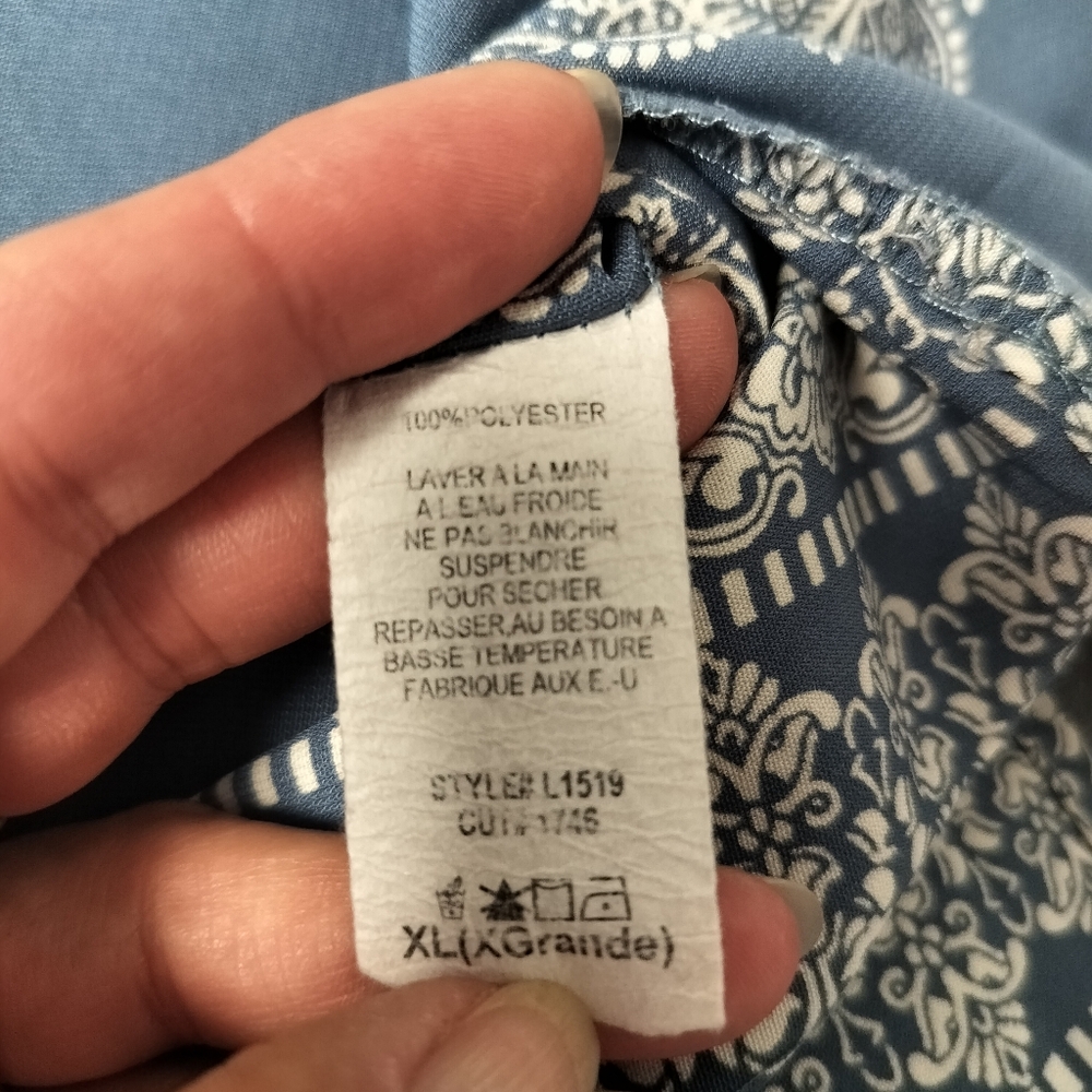 2/$30 Blue & White Satin Kimono Swim Coverup Size XL Made in USA - Picture 9 of 11